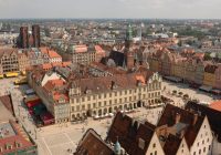 Wrocław-RYNEK_-_panorama_z_kościoła_p.w._św._Elżbiety_-_panoramio